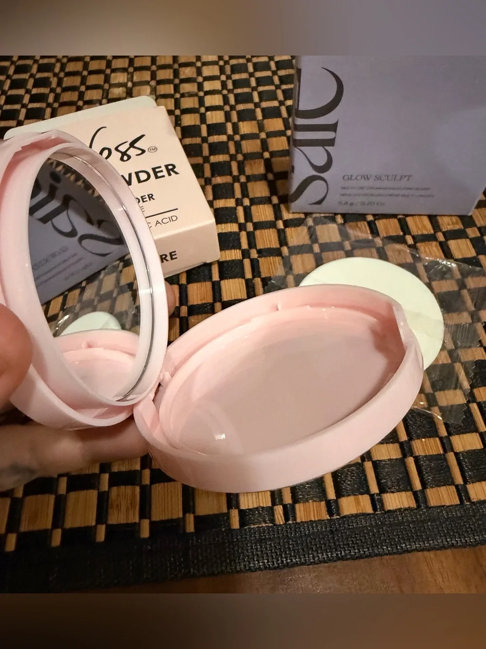 Sephora saie glow